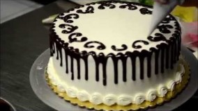 کیک پزی-تزیین کیک تنها در 2 دقیقه
