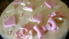 کیک پزی- مارشمالو فوندانت