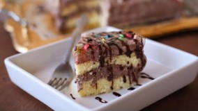 تهیه کیک بستنی آسان