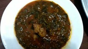 آشپزی ایرانی-تهیه قورمه سبزی با مرغ