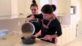 کیک پزی-تهیه کیک کدو سبز و هویج