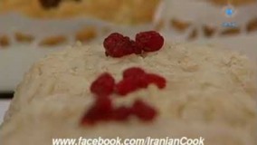 کوفته با سس زرشک و گردو با برنج قهوه‌ای