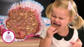 شیرینی پزی-تهیه کوکی رژیمی توت فرنگی