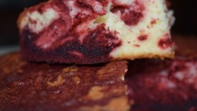 کیک پزی--تهیه کیک رد ولوت آسان