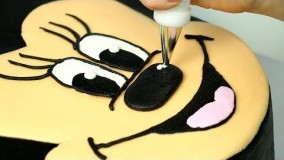 آشپزی -تزیین کیک تولد