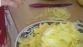 آشپزی ساده-طرز آموزش خلال نمودن کدو برای بولانی