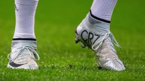 Cristiano Ronaldo - Beast Mode 2017/2018 ► Skills, Goals, Tricks