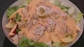 آشپزی آسان-سالاد بوقلمون با سس بلوچیز