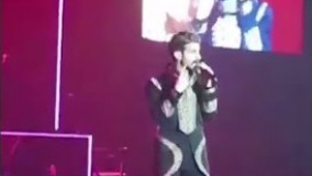 اخرین کنسرت جنجالی حمید هیراد در برج میلادکه با دعوت ازخبرنگاران در اخرین کنسرتش جواب منتقدانش راداد