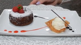 تهیه دسر-دسر شکلات ذوب شده