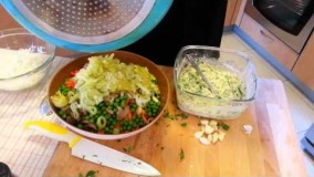 آشپزی آسان - پای سبزجات  + ماهی سلمون- leevim vida