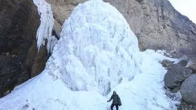 آبشار یخ زده سنگان از عجایب تهران بزرگ! Tehran frozen waterfall