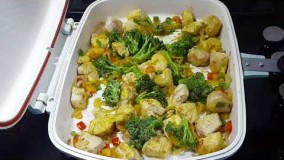 آشپزی آسان- غذای رژیمی مرغ و کلم بروکلی)