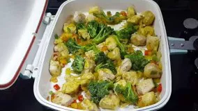 آشپزی آسان- غذای رژیمی مرغ و کلم بروکلی)