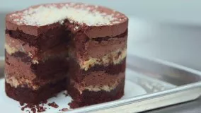 پخت کیک-تهیه کیک شکلاتی آلمانی