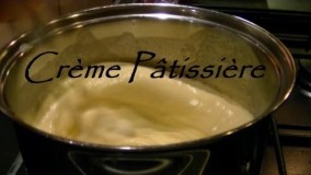 پخت کیک-تهیه کرم لذیذ