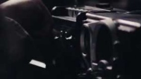 ایستاده در غبار ۳