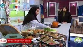 ساندویچ و سالاد تن ماهی