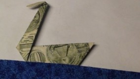 Easy Dollar Bill Swan Origami Tutorial - Moneygami Traditional Japanese Swan