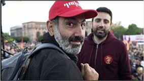 وقتی نخست وزیر ارمنستان راهنمای گردشگران خارجی شد!