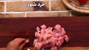 در۱۰۰ ثانیه آشپز شو ؛
 آموزش پخت غذای خلاق "رول نان و مرغ "