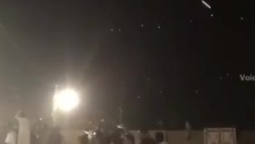 شادی مردم دزفول جلوی منزل عیسی با تیراندازی هوایی