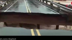 فرار معجزه آسای گزارشگر از ریزش ناگهانی پل