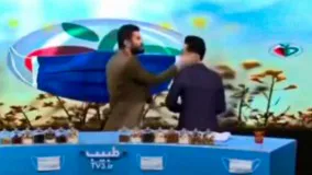 سیلی محکم مجری به گوش میهمان در یک برنامه زنده