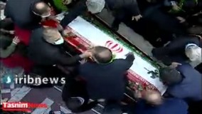 تدفین پیکر شهید فخری‌زاده در امامزاده صالح