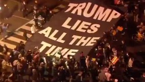 هواداران بایدن مقابل کاخ سفید