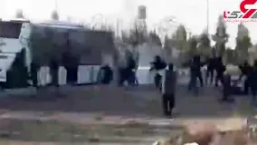 لحظه بازداشت گروگانگیر گوش بر قم ؛
 او مسافران اتوبوس را زندانی کرده بود