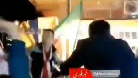 شیوه کاملا عجیب و غریب یک کاندیدا برای تبلیغ