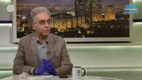 فرار مجری معروف از سرفه مهمان برنامه!