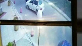 سقوط تیرآهن از یک مجتمع نیمه‌ساز