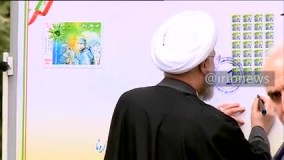 رونمایی از تمبر یادبود تلاشگران مبارزه با کرونا