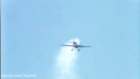 لحظه های وحشتناک سقوط هواپیماها و نجات باورنکردنی خلبانان