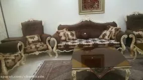 مبل راحتی جلوی تلویزیون چوبکده ایرانیان