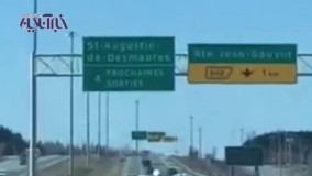 فرود معجزه آسای هواپیما در بزرگراه پر از ماشین!