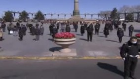 ادای احترام به جانباختگان کرونا در چین