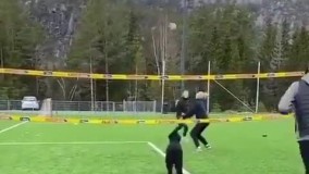 سگ والیبالیست!