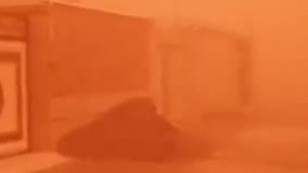 تندباد و گرد و غبار در زواره و اردستان اصفهان