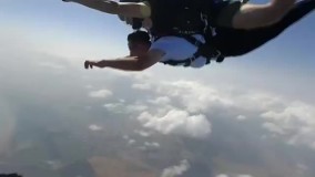 سقوط آزاد تفریحی از بالگرد در زیباکنار