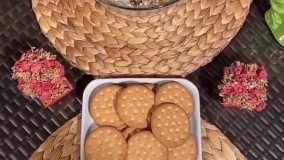 میان وعده با ساقه طلایی