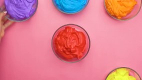 کیک و دسر رنگین کمانی