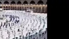 ورود زائران به داخل مسجدالحرام با ماسک