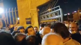 تجمع اهالی ماهشهر مقابل فرمانداری برای گفت‌وگو با قالیباف