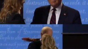 نحوه برخورد کاندیداهای ریاست جمهوری آمریکا با همسرانشان.