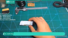 مراحل ساخت گردنبند رزینی با گل خشک طبیعی