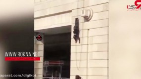 فیلمی باور نکردنی از نجات جان زن جوان از دست مرد مسلح : شلیک به جمجمه