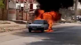 آتش سوزی مهیب پراید روبروی جایگاه سی ان جی آبادان